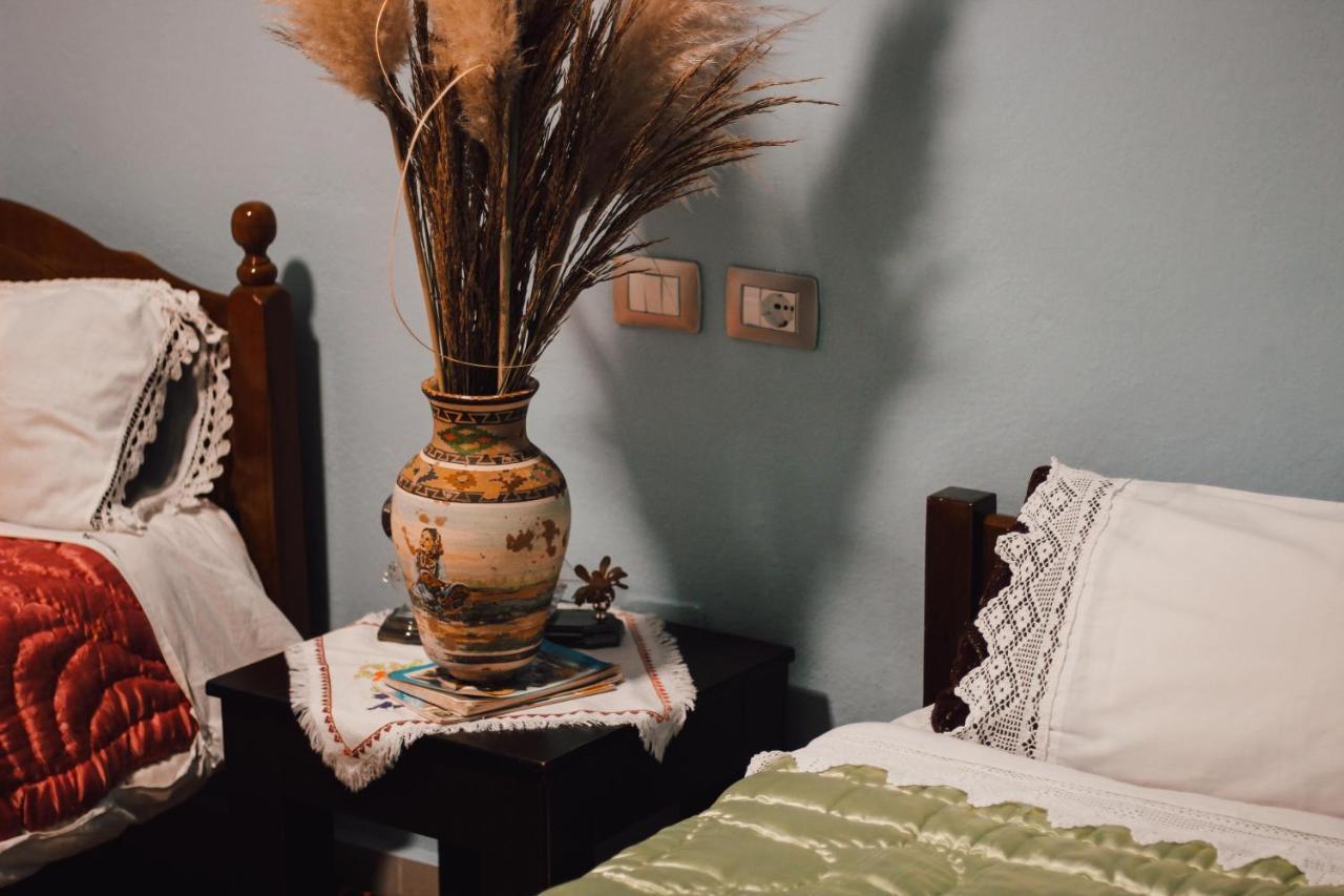 Bb Traditional Apartment Gjirokastër Buitenkant foto