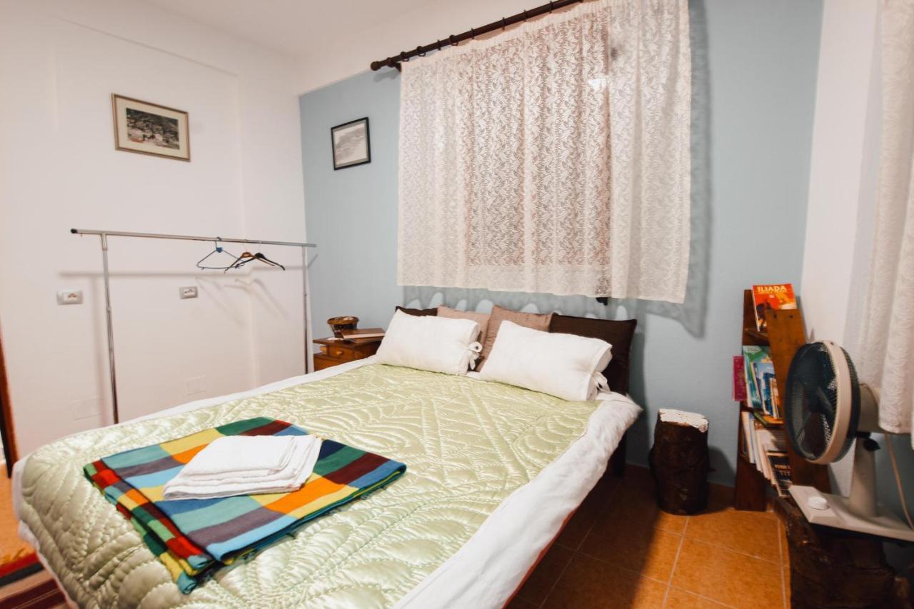 Bb Traditional Apartment Gjirokastër Buitenkant foto